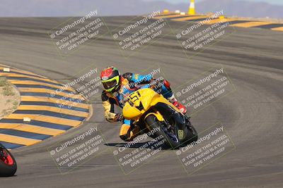 media/Oct-08-2023-CVMA (Sun) [[dbfe88ae3c]]/Race 3 Amateur Supersport Middleweight/